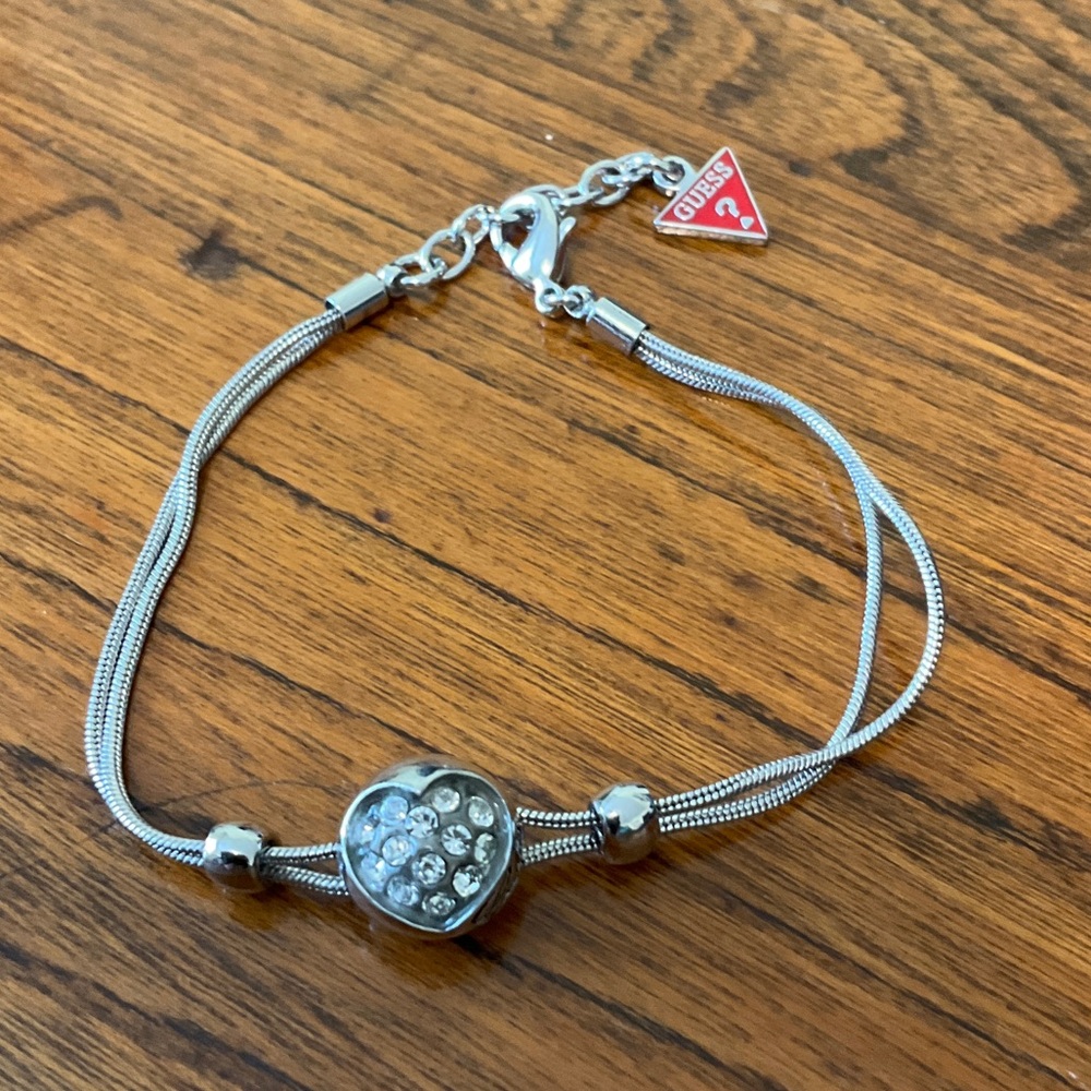 GUESS Silver Bracelet with Heart and Crystal Accents